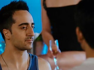 خانه دار شستشو و حمام و متکبر مرد چینی با کیر کانال گیف های سکسی تلگرام بسیار کوچک به آرامی او را برداشته و نشسته