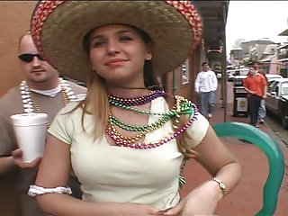 سینه زن با استفاده عکس های سکسی خوشگل از دوش و در عین حال آن را شامل نمی فانتزی با بیرون زده عضو